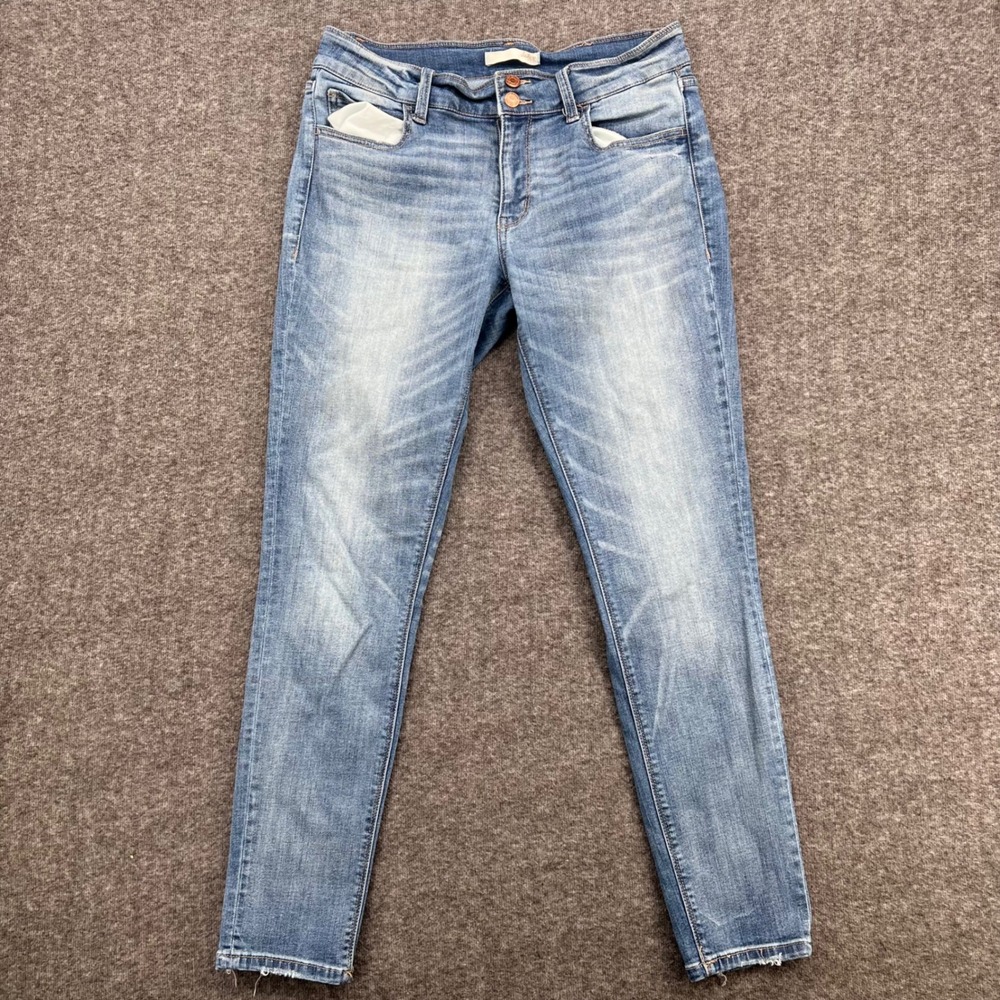 Daytrip Refined Womens Skinny Jeans Medium Wash Double Button‎ Distressed 30